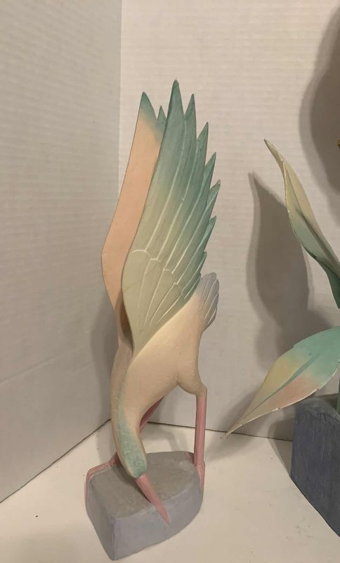 Photo 1 of WOODEN FLAMINGO AND SEAGULLS HOME DECOR 34”