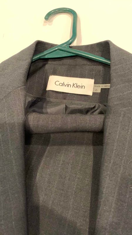 Photo 2 of BOYS CALVIN KLEIN SUIT SIZE 6