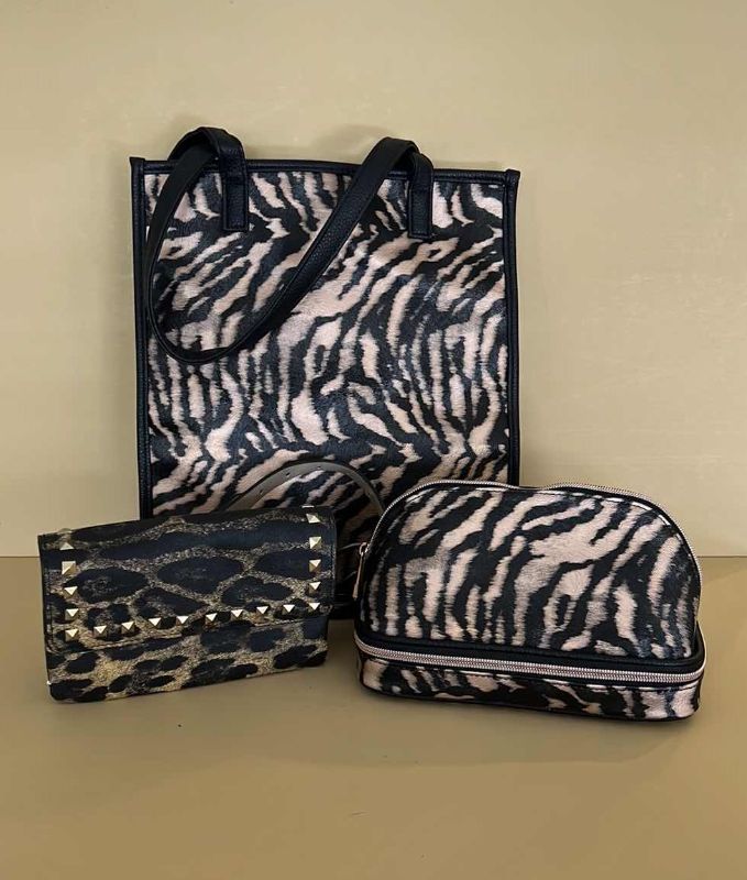 Photo 1 of 3-ANIMAL PRINT LADIES BAGS