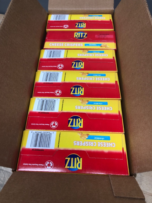 Photo 2 of ** EXP: 27 MAY 2022***  *** NON-REFUNDABLE**  ** SOLD AS IS**
Ritz Crispers Cheddar Chips, Cheese, 6 Count (Pack of 1)
