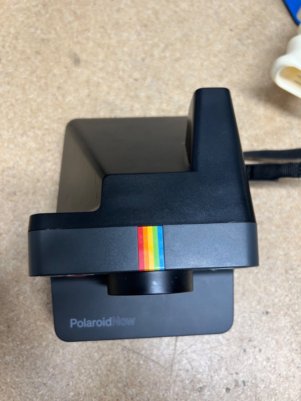 Photo 3 of UNABLE TO TEST !!! Polaroid Originals Now I-Type Instant Camera - Black (9028)
