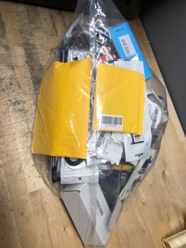 Photo 3 of ** AMAZON BUNDLE OF HOME GOODS , ELECTRONIC , AND STICKERS ***    *** NON-REFUNDABLE**    ** SOLD AS IS**