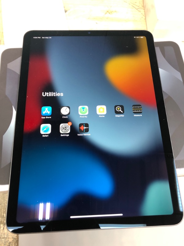 Photo 1 of 2022 Apple iPad Air (10.9-inch, Wi-Fi, 64GB) - Space Gray (5th Generation)