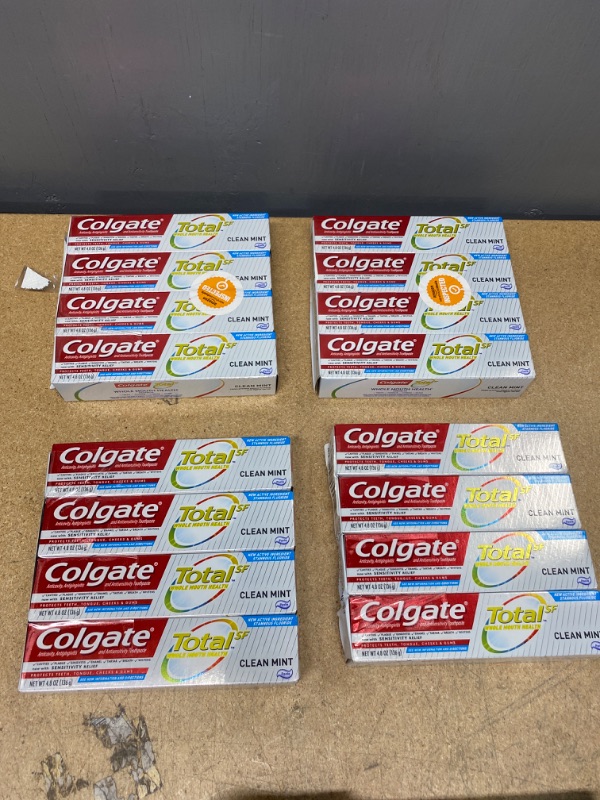 Photo 2 of 16 Packs of Colgate Total Toothpaste Clean Mint - 4.8 Oz