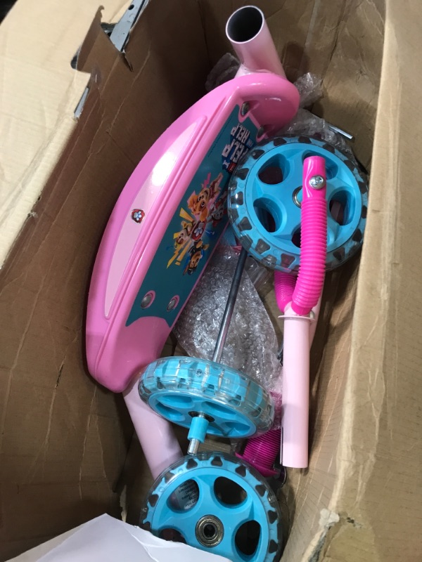 Photo 2 of **PART ONLY*** PlayWheels PAW Patrol™ Light Up 3-Wheel Scooter in Pink

