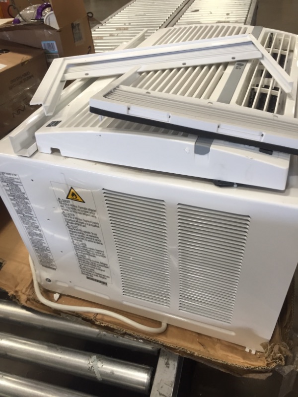 Photo 4 of 12,000 BTU Window Air Conditioner
