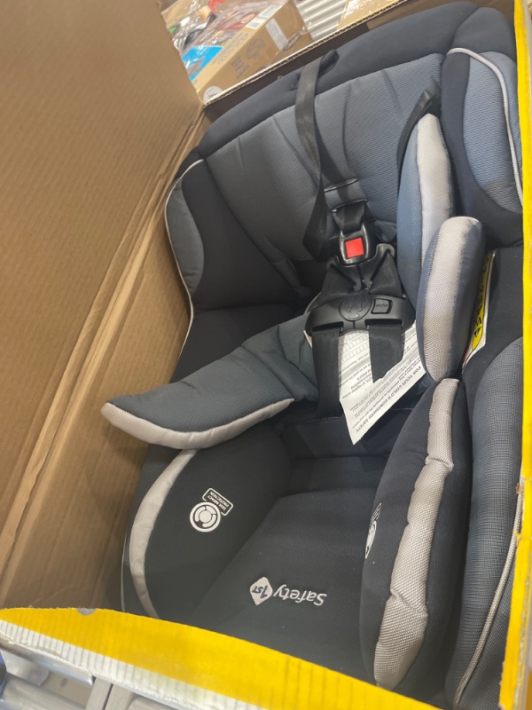 Photo 2 of Safety 1st - Guide 65 Convertible Car Seat - Grey
