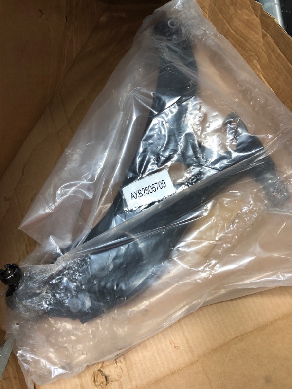 Photo 1 of MOOG RK622035 Control Arm and Ball Joint Assembly