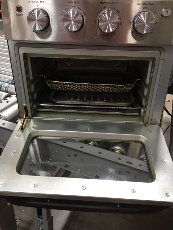 Photo 1 of PARTS ONLY 
Gourmia GTF7580 7-in-1 Air Fryer Oven - Stainless Steel - Large Capacity - 4 Simple Controls
