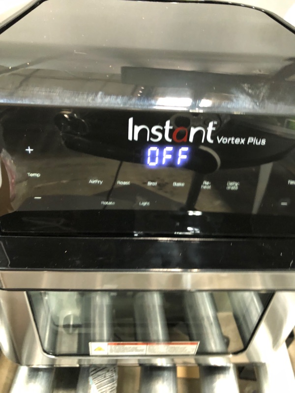 Photo 1 of Instant Vortex Plus 10-Quart 7-in-1 Air Fryer Oven

