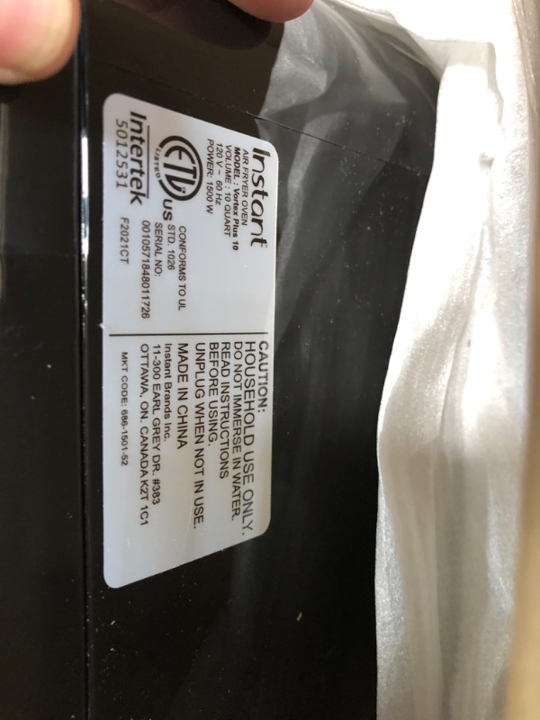 Photo 1 of Instant Vortex Plus 10-Quart 7-in-1 Air Fryer Oven
