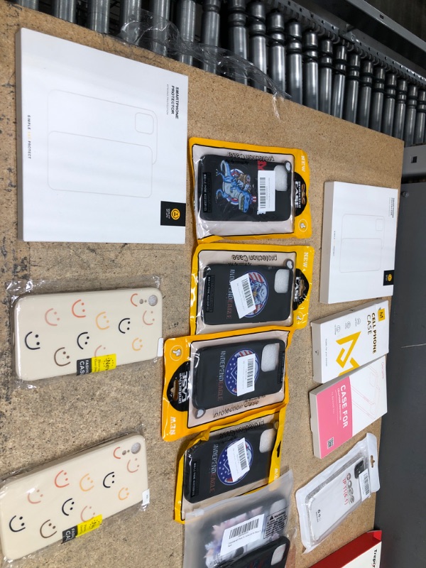 Photo 1 of 15 PCS PHONE BUNDLE  CONTAINS 4 PHONE CASES, 1 CASE FOR NS OLED, 10 PHONE CASES