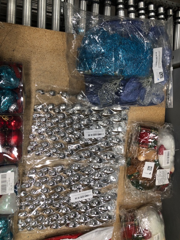 Photo 1 of 10PCS CHRISTMAS BUNDLE
