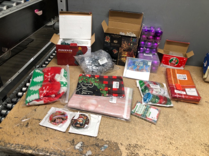 Photo 1 of 15PCS HOLIDAY BUNDLE 