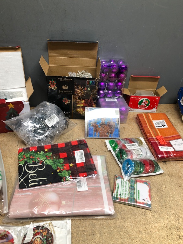 Photo 1 of 15PCS HOLIDAY BUNDLE 