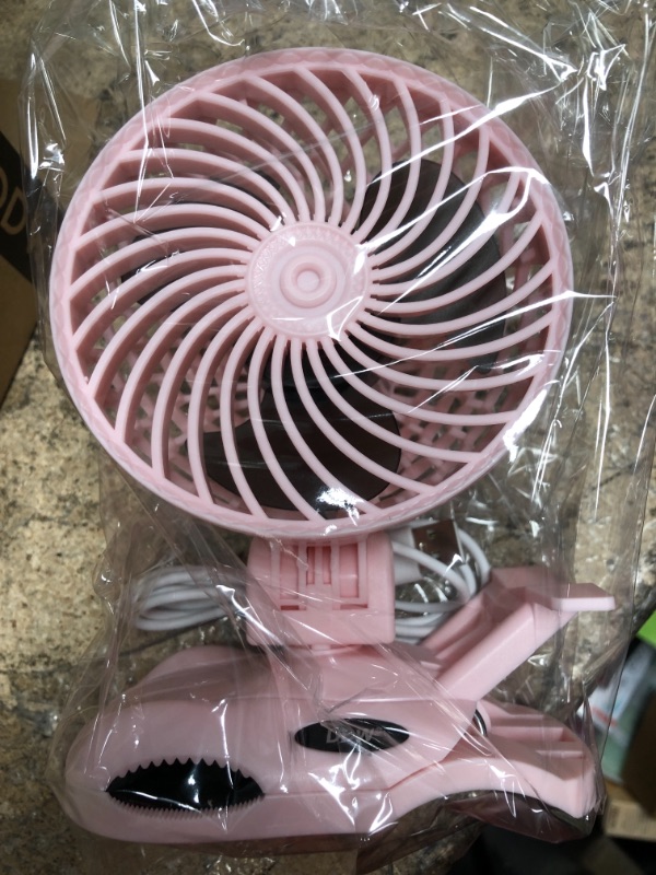 Photo 2 of *** POWERS ON *** DDW Small USB Desk Fan, Variable Speed Clip on Fan with Strong Airflow&Sturdy Clamp, 360°Rotation Adjustable Portable Table Cooling Fan for Home Office Car Stroller, PINK