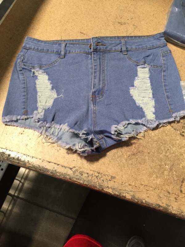 Photo 1 of LIGHT BLUE DEMIN LIKE SHORTS 
SIZE L