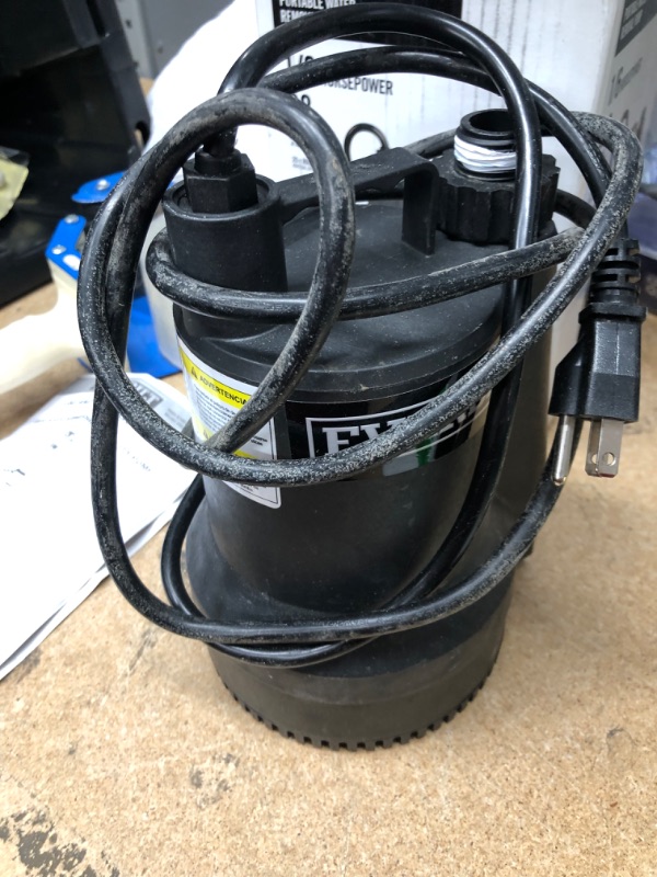 Photo 3 of 1/6 HP Plastic Submersible Utility Pump
