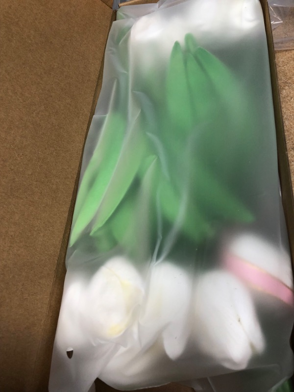 Photo 2 of 20pcs White Flowers Artificial Tulip Silk Flowers 13.5" for Chirstmas Holiday Home Decorations Centerpieces Arrangement Wedding Bouquet