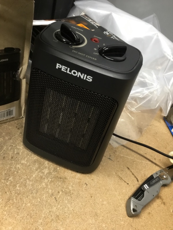 Photo 2 of 
Pelonis
1500-Watt 9 in. Electric Personal Ceramic Space Heater with Thermostat