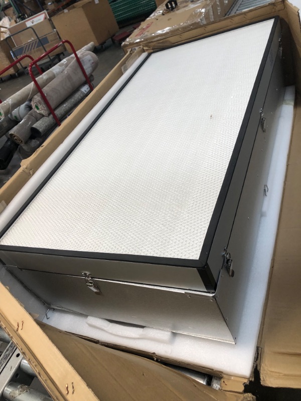 Photo 7 of DAMAGE Laminar Flow Hood FFU Fan Filter Unit with HEPA H14 Filter Cleanliness Class 100 /ISO 5 Dust Free Machine for Laboratory Cleanroom, 46.2 x 22.6 Inch 
**LATCHES DAMAGED**