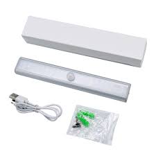 Photo 3 of Dual Mode 28LED 2W 100LM 800MAh Infrared Auto-Sensing LED Sterilization UV Wardrobe Lamp Silver USB Charging Actual
