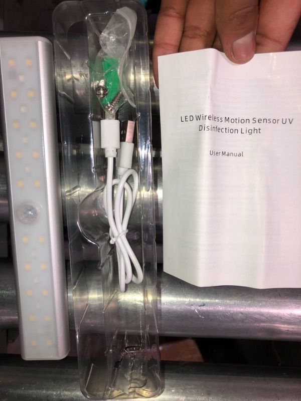 Photo 1 of Dual Mode 28LED 2W 100LM 800MAh Infrared Auto-Sensing LED Sterilization UV Wardrobe Lamp Silver USB Charging Actual
