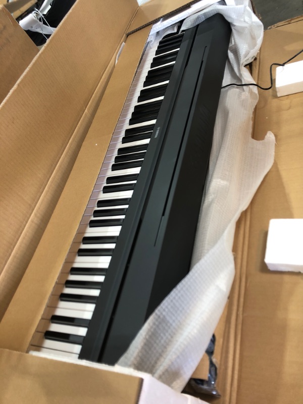 Photo 2 of YAMAHA P71 88-Key Weighted Action Digital Piano with Sustain Pedal and Power Supply 