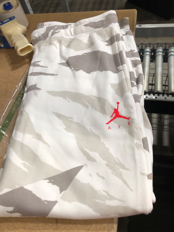 Photo 1 of AIR JORDAN MENS XL JOGGER WHITE CAMO