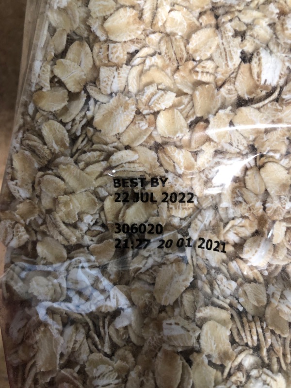 Photo 1 of **EXPIRES JULY22/2022**Bob's Red Mill Gluten Free Old Fashion Rolled Oats, 32 Ounce
