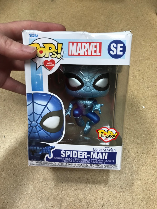 Photo 2 of Funko Pop! Marvel: Make A Wish - Spider-Man (Metallic)
