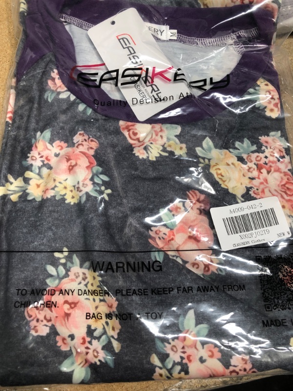 Photo 2 of CEASIKERY Women's Blouse Short Sleeve Floral Print T-Shirt Comfy Casual Tops for Women 002
medium