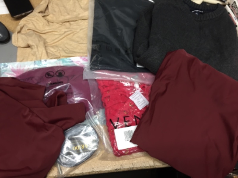 Photo 1 of **NO REFUNDS/RETURNS** Bundle of Assorted CLOTHES shirts, pants, etc. Medium-3XL
