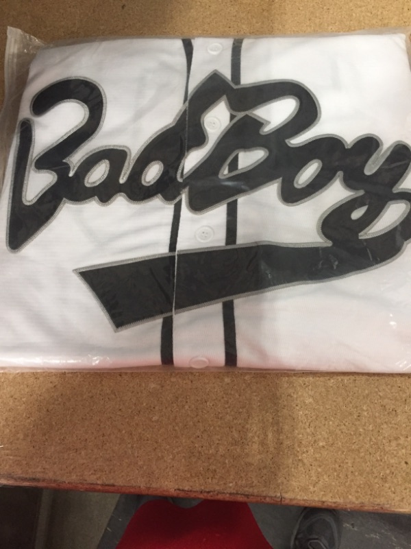 Photo 2 of  Men's Biggie Smalls Jersey #10 Bad Boy White 90s Hip Hop Clothing Stitched Movie Baseball Jersey
SIZE XXL