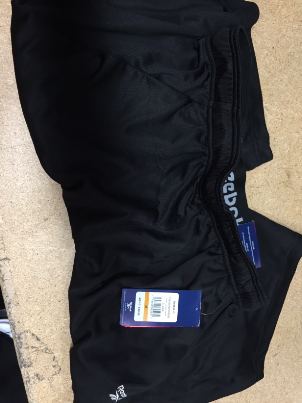 Photo 1 of Medium Black Reebok Men Shorts