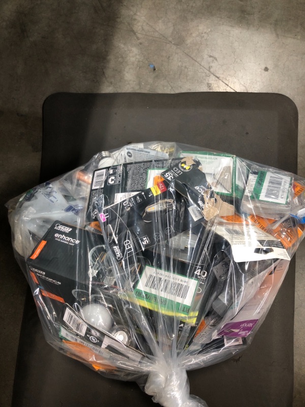 Photo 2 of ** HOMEDEPOT BUNDLE OF HARDWATRE AND HOMW GOODS**
*** NON-REFUNDABLE**  ** SOLD AS IS**
