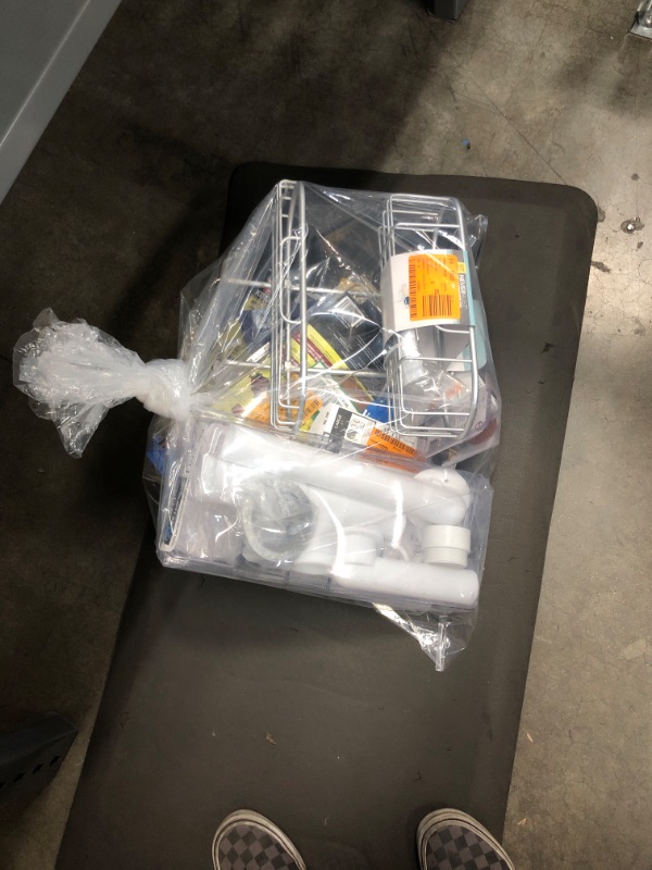 Photo 1 of ** HOMEDEPOT BUNDLE OF HARDWATRE AND HOMW GOODS**
*** NON-REFUNDABLE** ** SOLD AS IS**