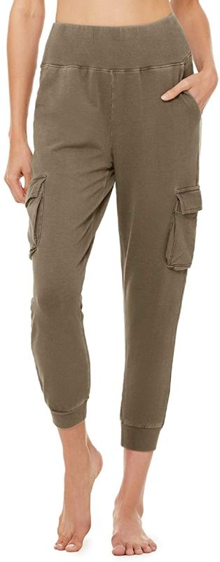 Photo 1 of ALO Washed 7/8 High-Waist Cargo Sweatpants (Olive Branch Wash) Women's Casual Pants
SIZE: SM
COLOR GRAYISH