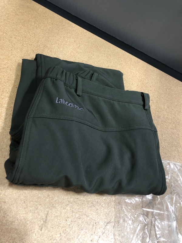 Photo 2 of *PRODUCT IS ARMY GREEN* LancerPac Softshell Waterproof Men's Hiking Pants Outdoor Skiing Sportwear Snow Fleece Pants
SIZE: 38