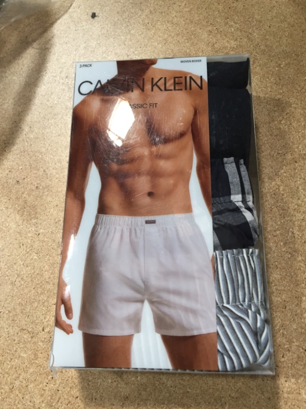 Photo 2 of Calvin Klein Men's Cotton Classics Multipack Woven Boxers- SIZE XL 