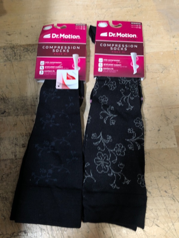 Photo 2 of 2 Pairs Dr. Motion Compression Knee-Hi Women's Socks