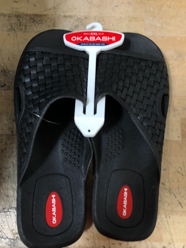 Photo 2 of OKABASHI Men’s Torino Flip Flops - Sandals (SIZE 12-13)
