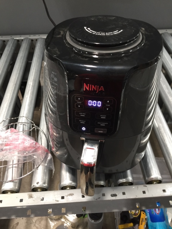 Photo 4 of Ninja AF101 Air Fryer, 4 Qt, Black/gray