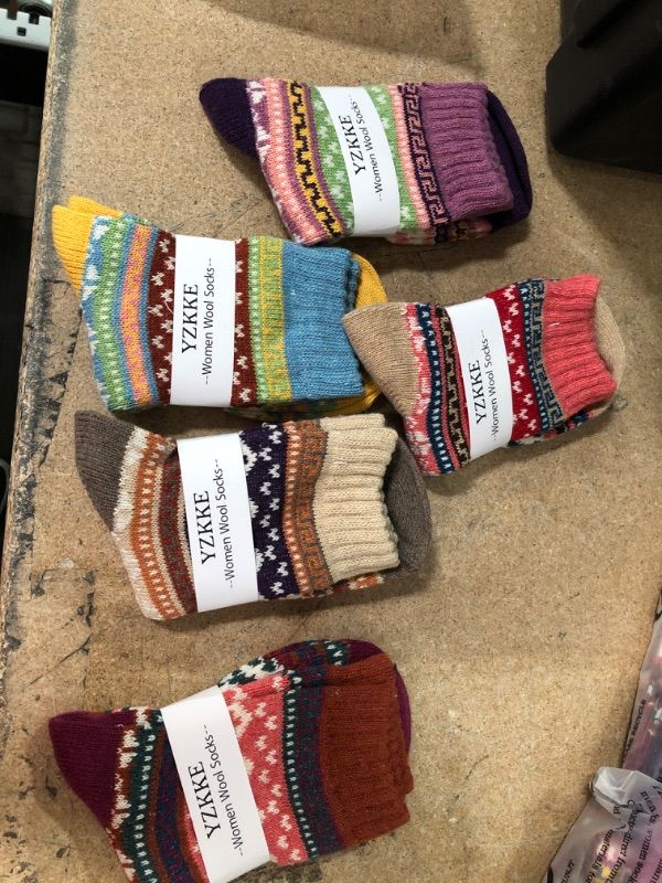 Photo 2 of YZKKE 5Pack Womens Vintage Winter Soft Warm Thick Cold Knit Wool Crew Socks, Multicolor, free size
