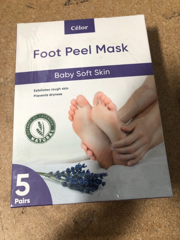 Photo 2 of ??Foot Peel Mask (5 Pairs) - Foot Mask for Baby soft skin - Remove Dead Skin | Foot Spa Foot Care for women Peel Mask with Lavender and Aloe Vera Gel for Men and Women Feet Peeling Mask Exfoliating
