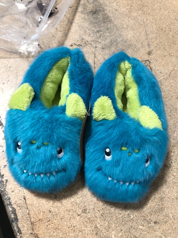 Photo 2 of FREE 2 DREAM Slippers for Toddler and Kids, Unicorn, Llama, Blue Monster, Bear Claw, Pug, Indoor Outdoor Bottom, Soft Plush- SIZE 9/10 LITTLE KID 