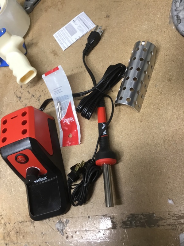 Photo 2 of 
Weller
Corded Electric Soldering Iron Station with WLIR60 Precision Iron