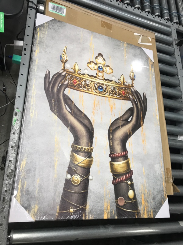 Photo 2 of WELMECO African American Woman Hands Hold Up Queen Crown Picture Canvas Wall Art Black Girl Hands Fashion Charm Painting Prints Artwork for Living Room Bedroom Decoration Contemporary Art