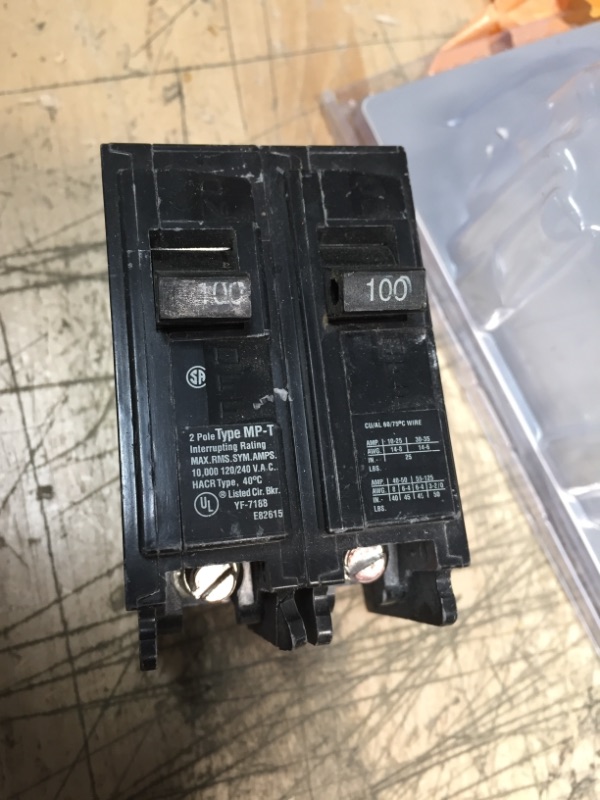 Photo 2 of 
Siemens
100 Amp Double-Pole Type QP Circuit Breaker