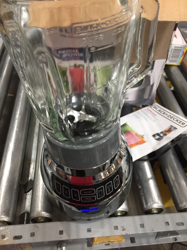 Photo 4 of BLACK+DECKER PowerCrush Digital Blender with Quiet Technology, Stainless Steel,